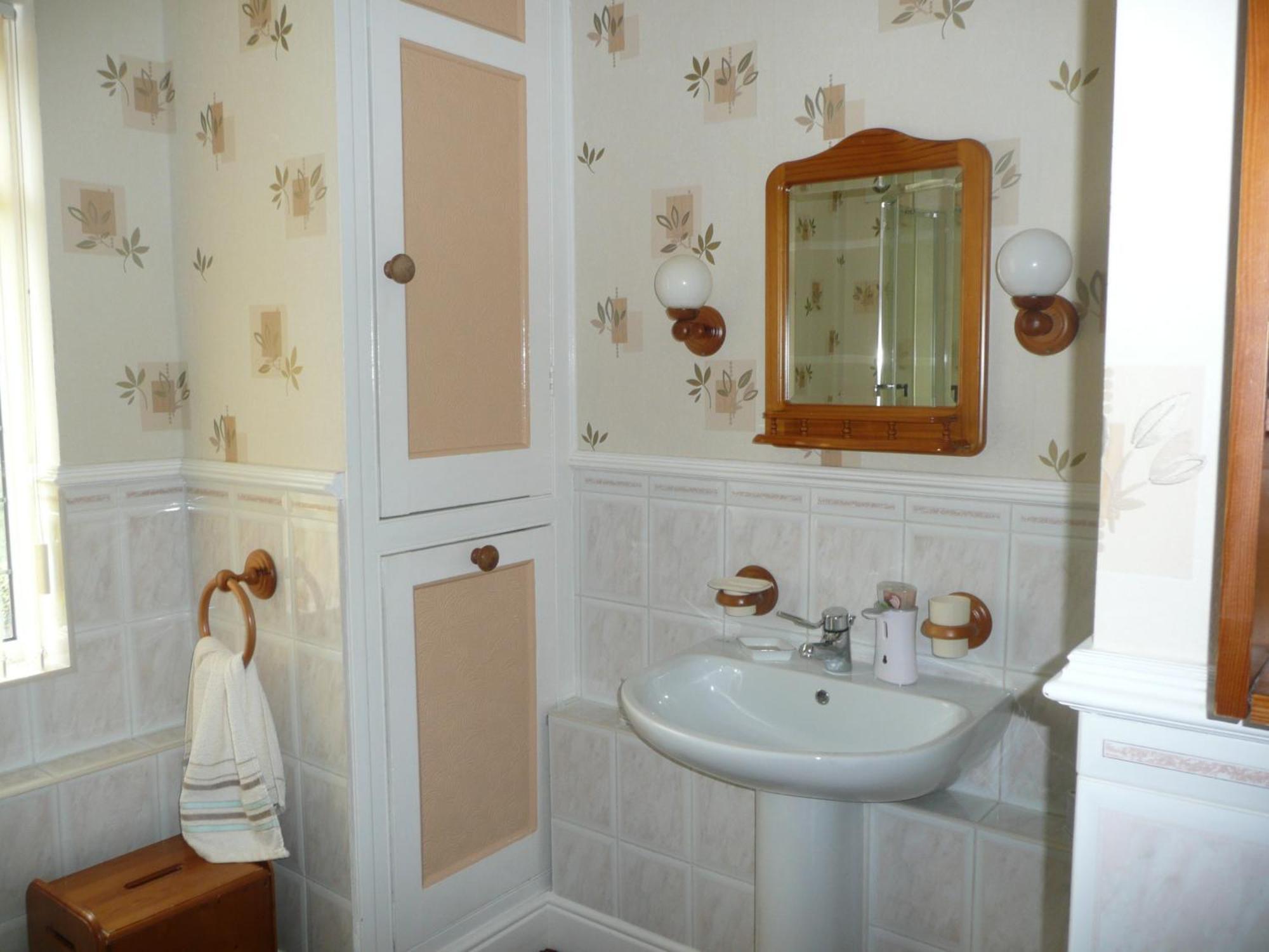 Cherry Blossom Guest House Вітбі Екстер'єр фото