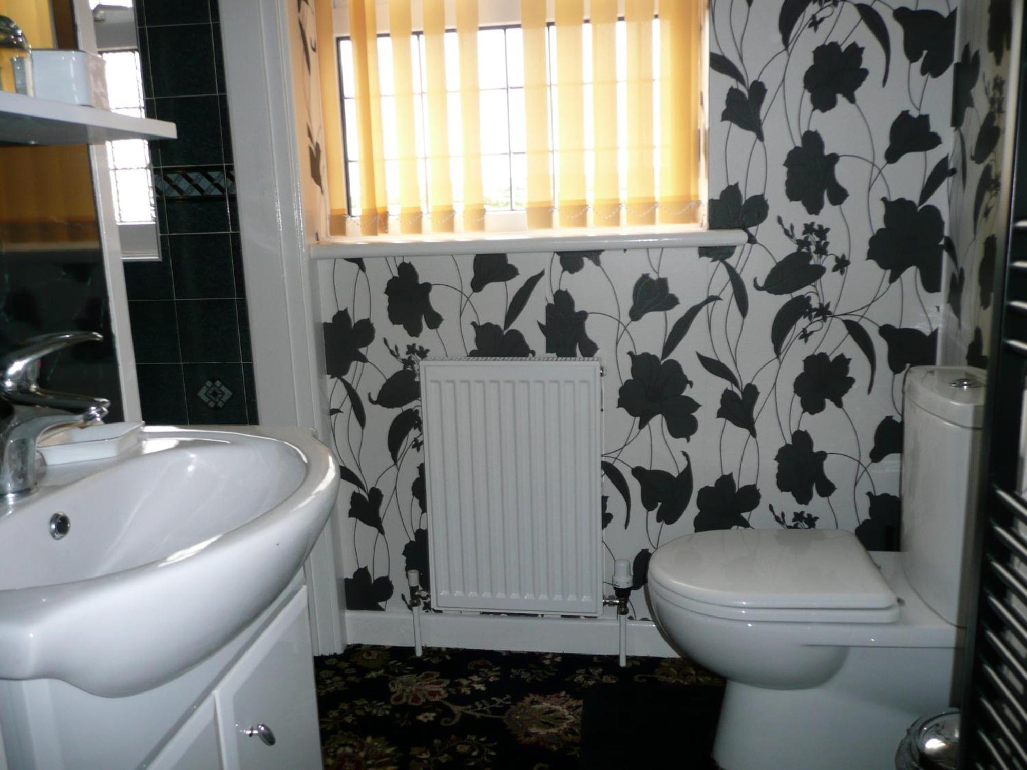 Cherry Blossom Guest House Вітбі Екстер'єр фото